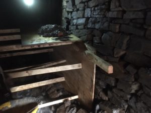 Shuttering to partial collapse repair